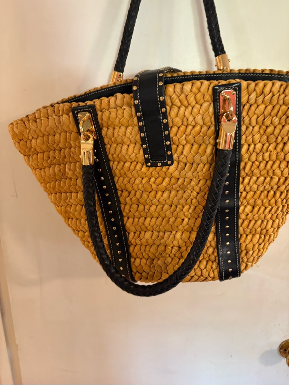 EUC MICHAEL Kors Woven Tote Bag with Black Leather Trim - Picture 6 of 11